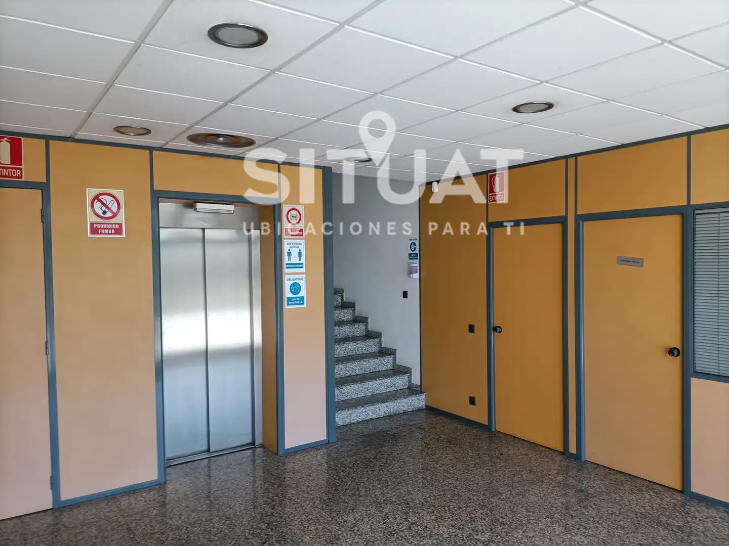 Nave industrial de alquiler en Barberà del Vallès con Calefacción y Alarma