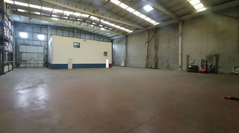 Foto 2 von Fabrikhallen zum Verkauf in Cerceda, A Coruña