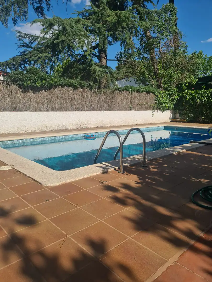 Piscina de Casa o xalet en venda en Sant Cugat del Vallès amb Aire condicionat, Calefacció i Terrassa