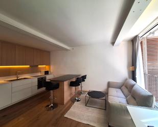 Living room of Flat to rent in  Barcelona Capital  with Air Conditioner and Heating