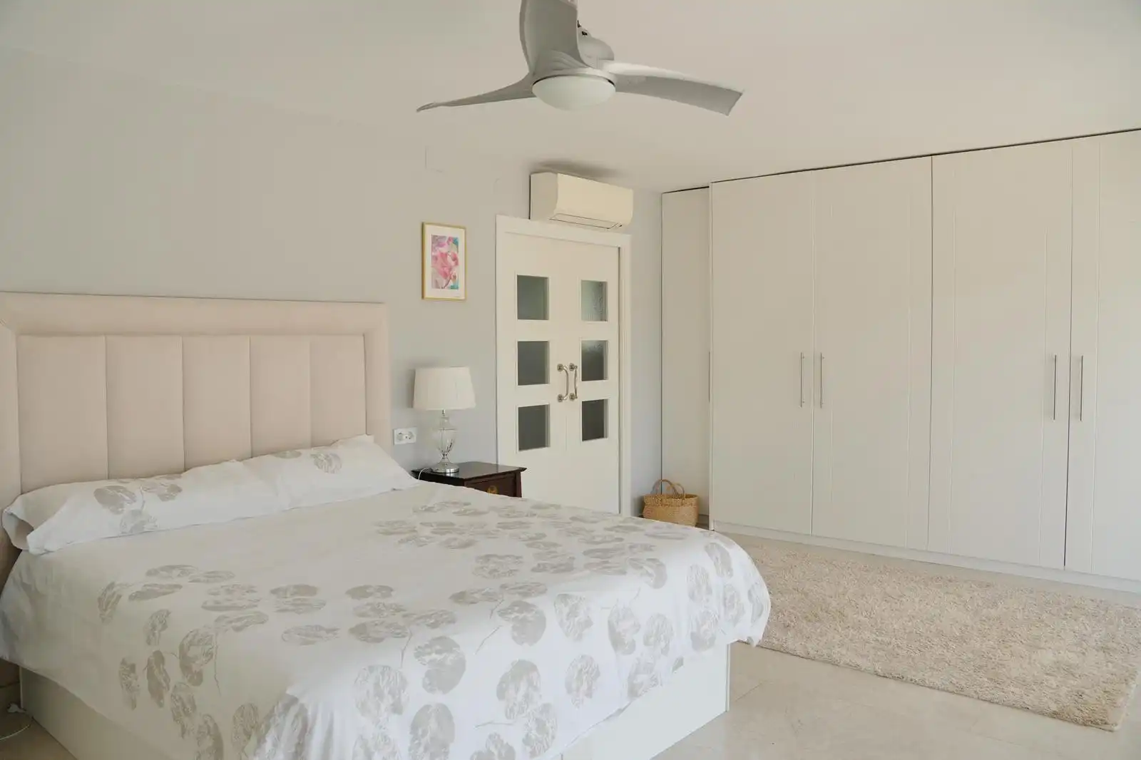 Dormitori de Casa o xalet de lloguer en Marbella amb Jardí privat, Terrassa i Piscina