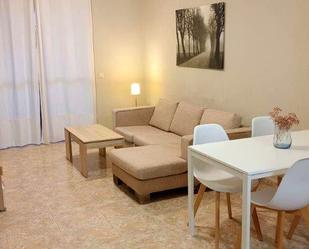 Sala d'estar de Apartament de lloguer en Granadilla de Abona amb Moblat i Balcó