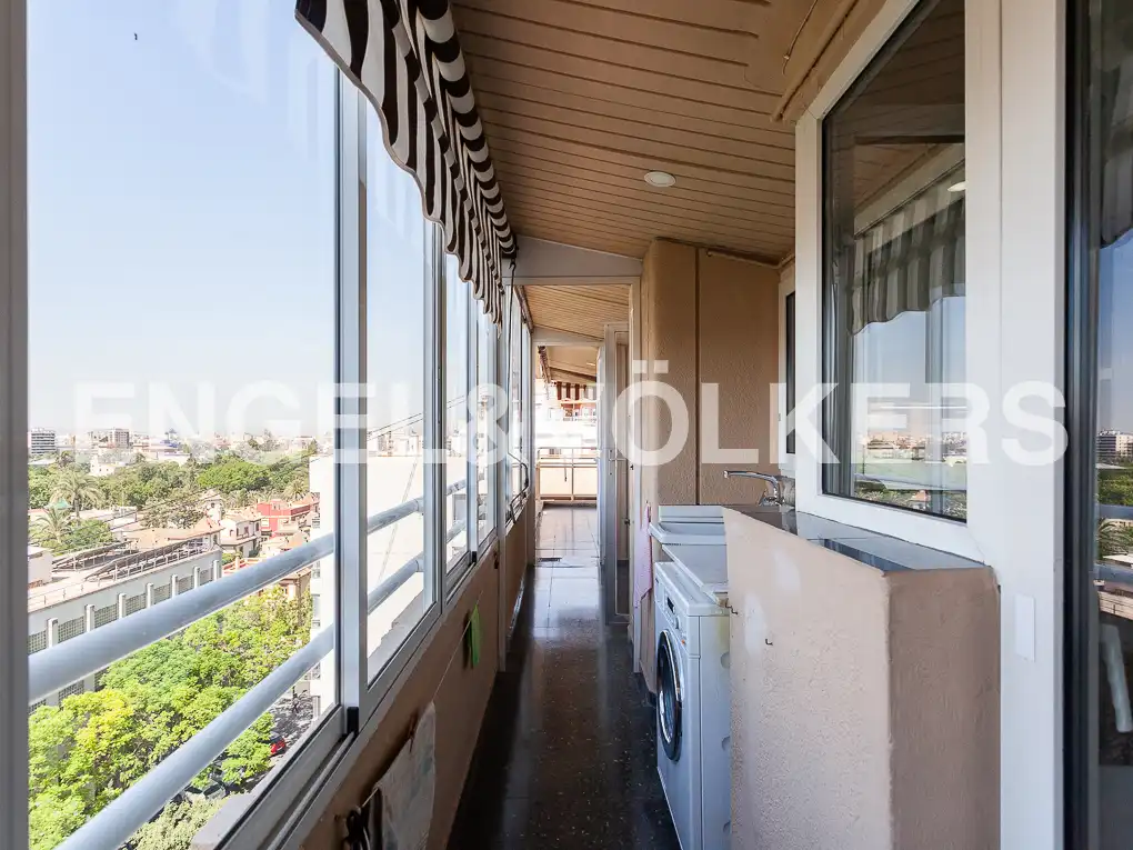 Balcony of Flat for rent in Valencia  with Air Conditioner, Heating and Terrace