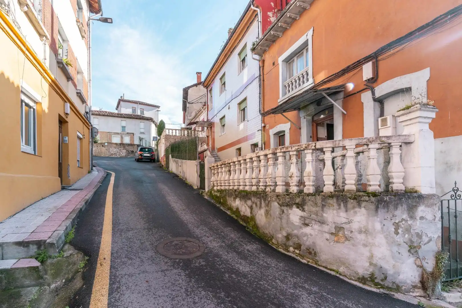 Gebäude zum Verkauf in Calle de Valentín Ochoa, 4, La Felguera