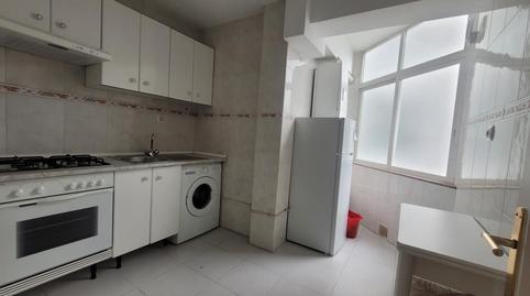 Foto 4 de Ático de alquiler en Universidad, Ourense Capital