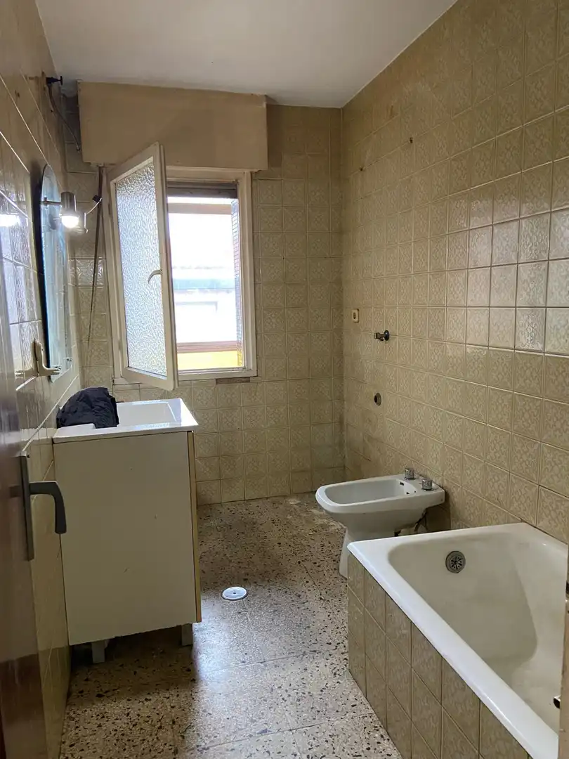 Baño de Piso en venta en Gijón  con Terraza