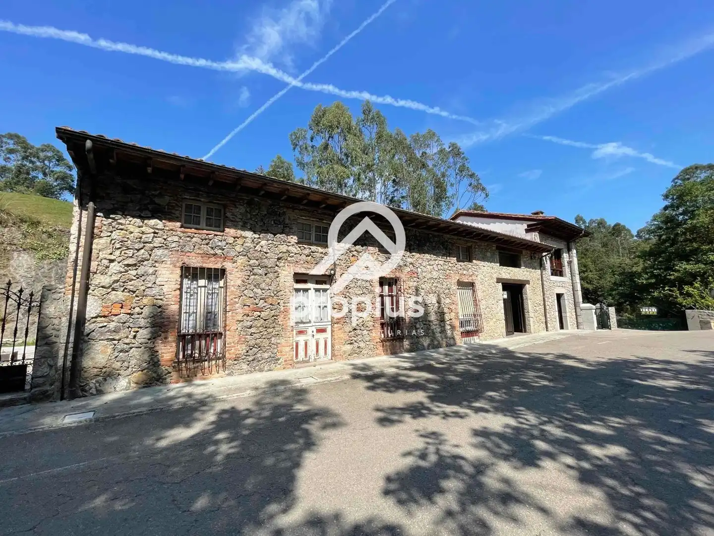 Chalet con terraza en venta en Nueva, imagen 54