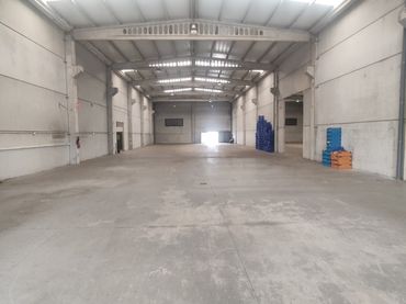 Industriegebäude zur Miete in Rúa Ricardo Martín Esperanza