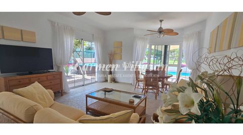 Foto 4 de Casa o xalet en venda a Calle Jadines de Ayose, Caleta de Fuste, Antigua
