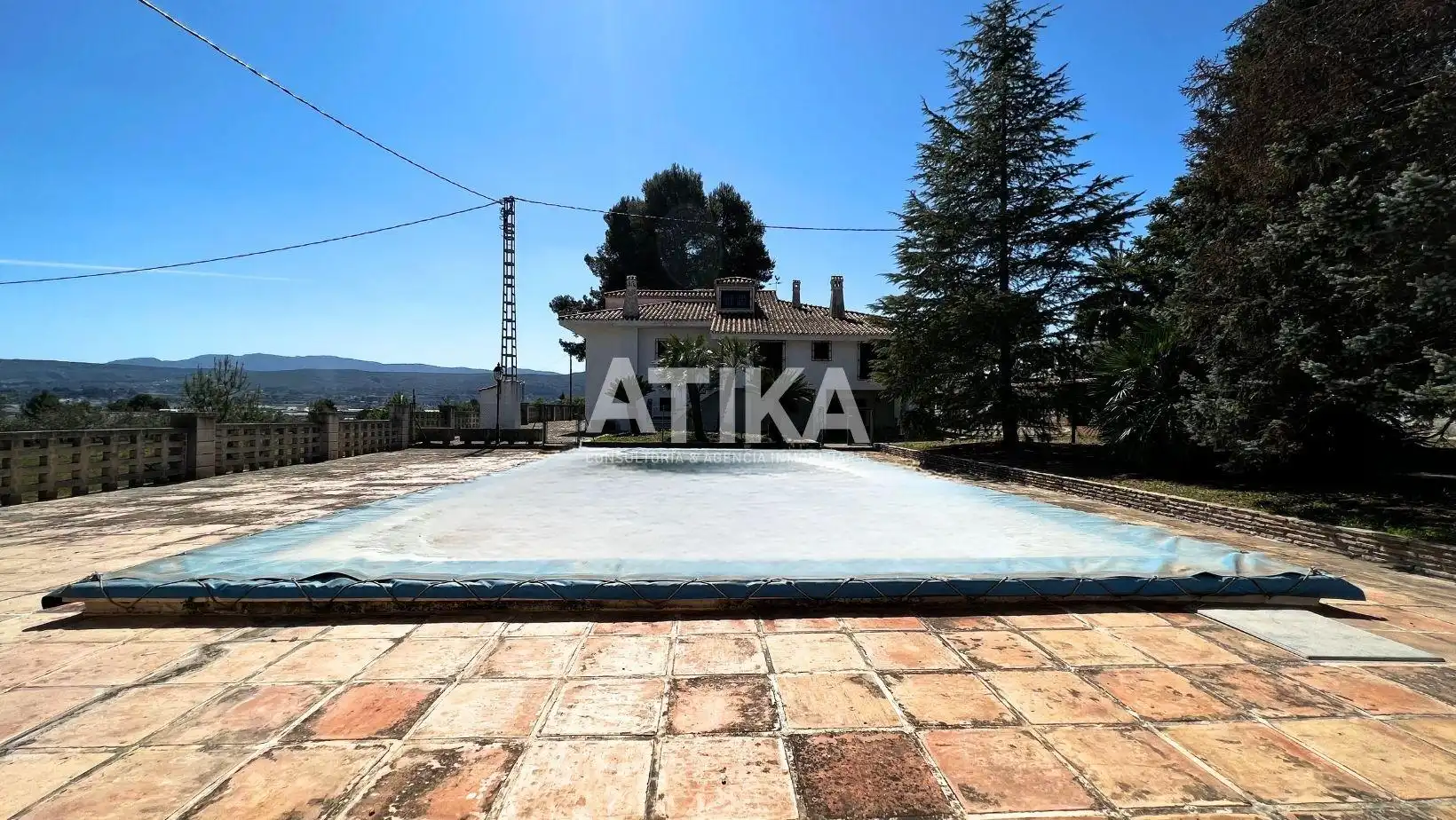 Piscina de Casa o xalet en venda en Ontinyent amb Calefacció, Jardí privat i Traster
