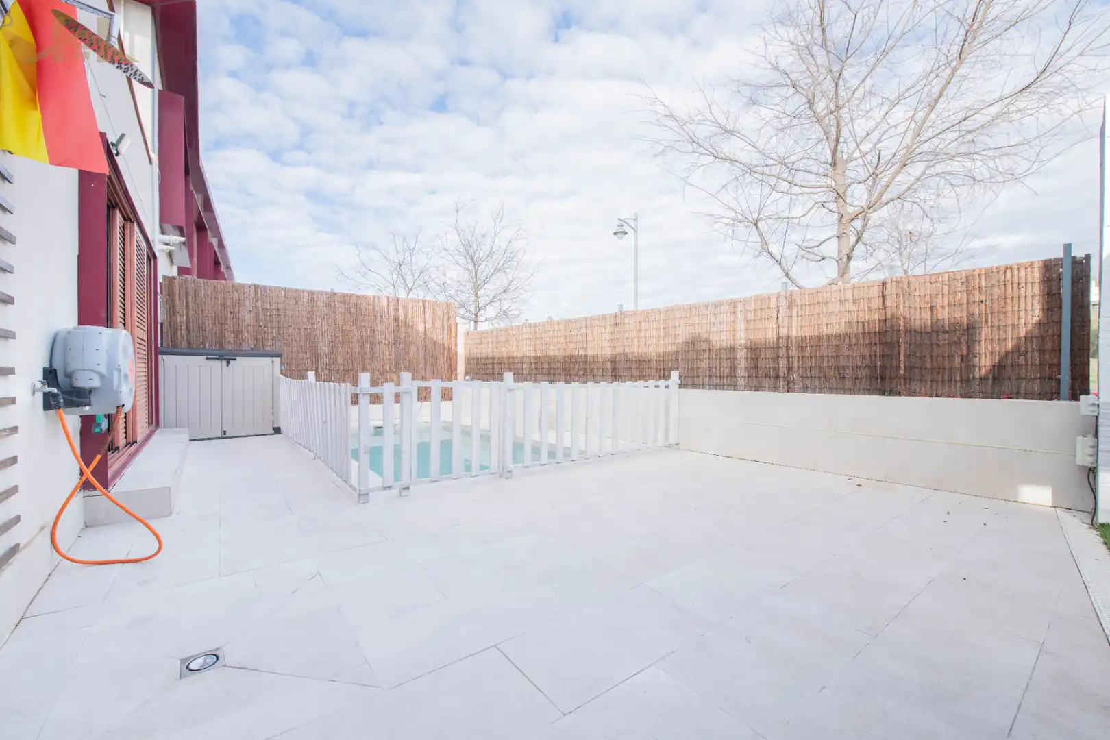 Piscina de Planta baixa en venda en Villaviciosa de Odón amb Aire condicionat, Jardí privat i Terrassa