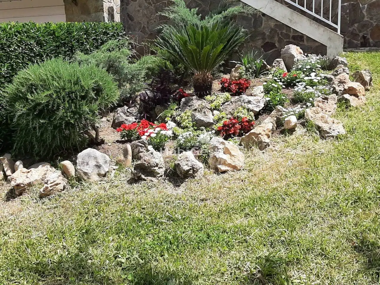 Jardí de Casa adosada de lloguer en Girona amb Aire condicionat, Calefacció i Terrassa