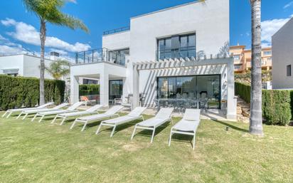 Jardí de Casa o xalet en venda en Estepona amb Aire condicionat, Jardí privat i Terrassa
