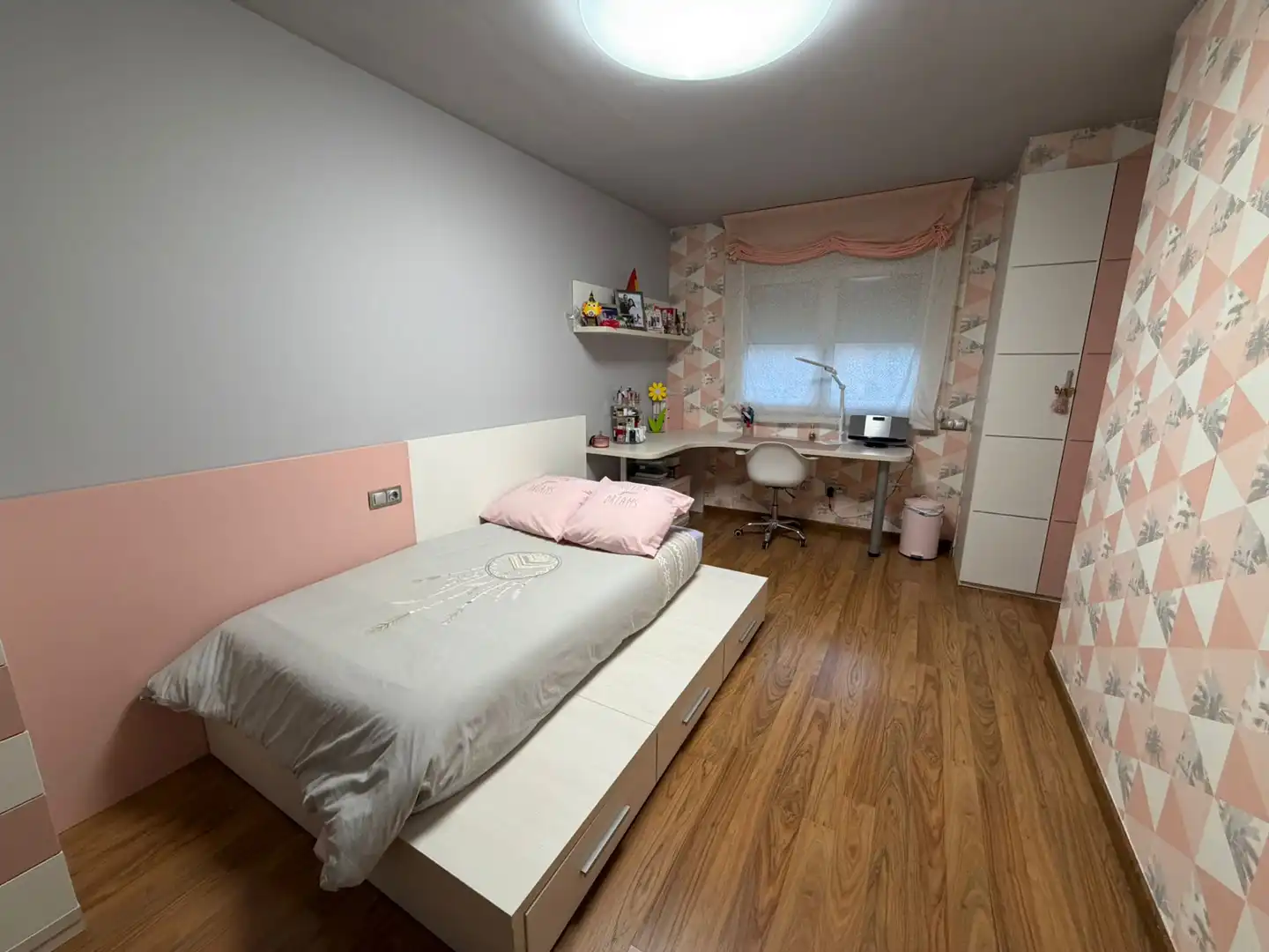 Bedroom of Houses for sale in Albesa  with Air Conditioner, Heating and Parquet flooring