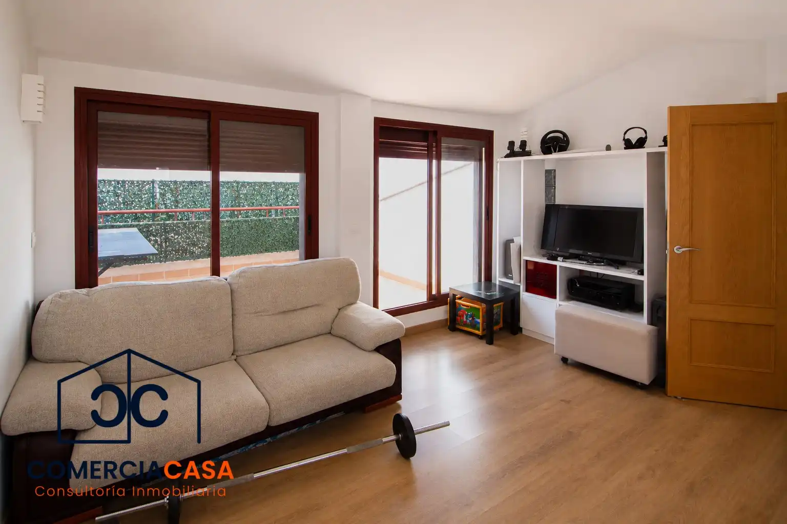 Sala d'estar de Casa adosada en venda en Armilla amb Aire condicionat, Calefacció i Moblat