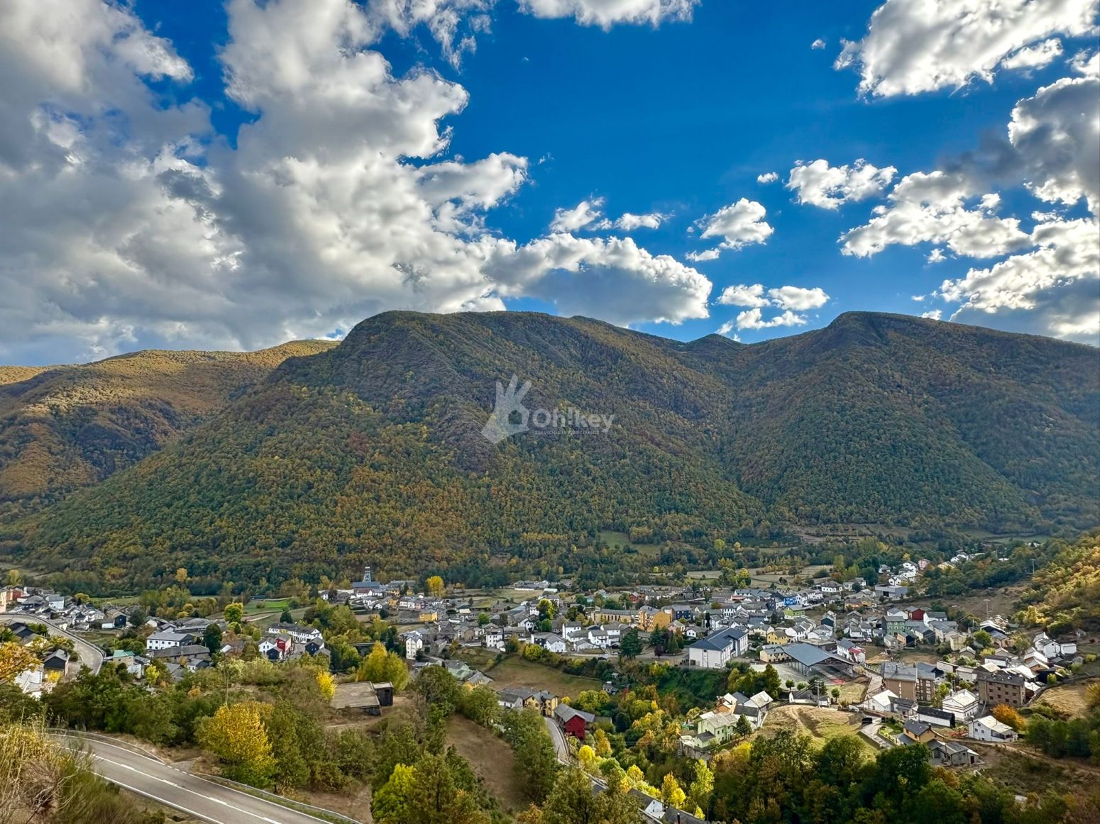 Vista exterior de Piso en venta en Villablino con Calefacción, Trastero y Amueblado