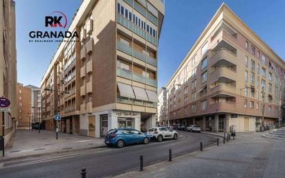 Vista exterior de Pis en venda en  Granada Capital amb Terrassa