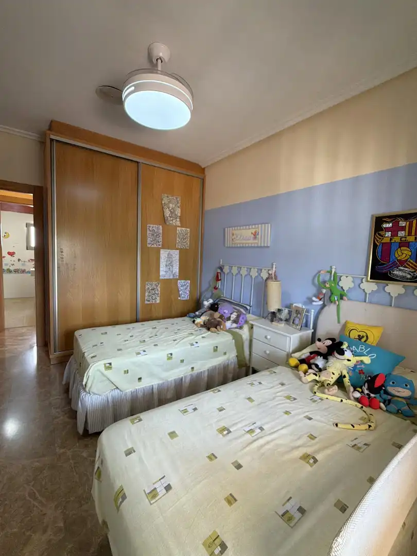 Habitación de Casa o chalet en venta en Murcia con Aire acondicionado, Calefacción y Jardín privado