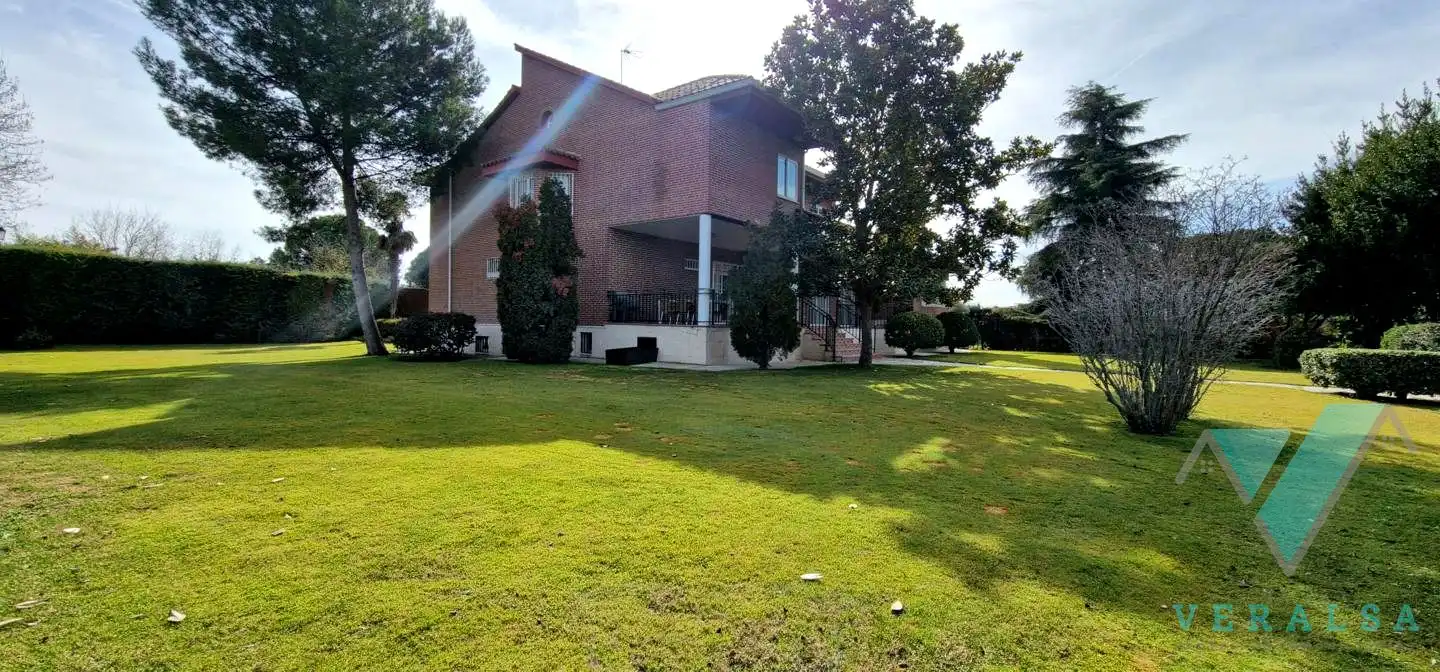 Casa o xalet en venda a Del Bonsái, Prado Norte
