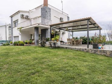 Casa con balcón en venta en Arenys de Munt