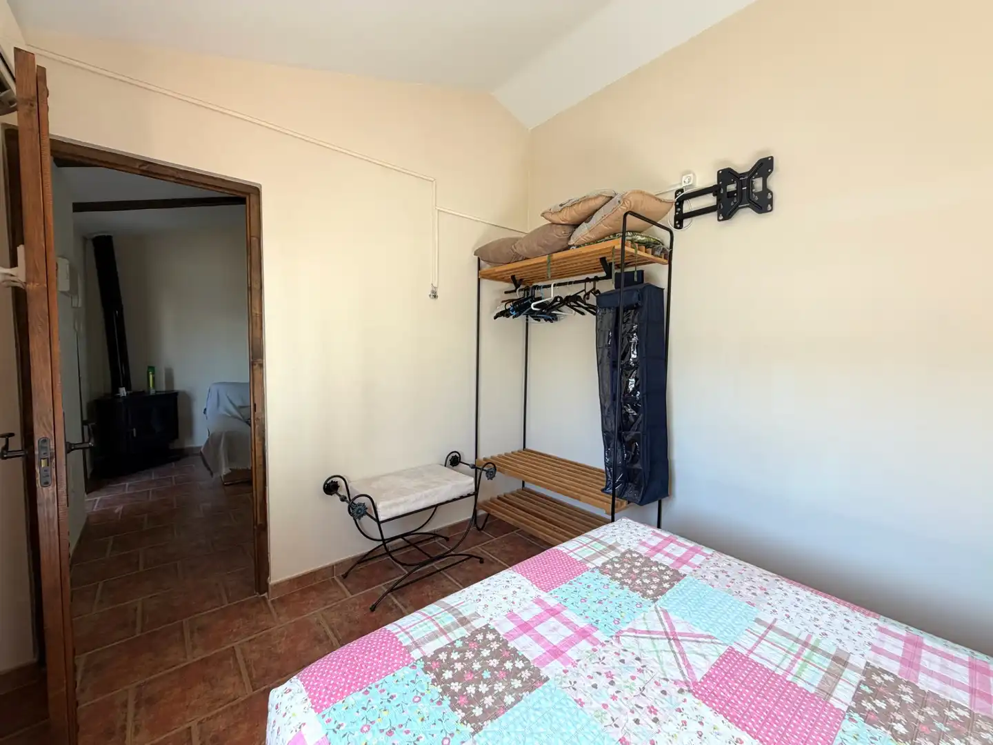 Habitación de Casa adosada en venta en Ardales con Aire acondicionado, Terraza y Amueblado
