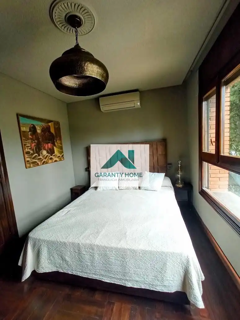 Bedroom of Flat for rent in Las Rozas de Madrid  with Air Conditioner, Heating and Private garden