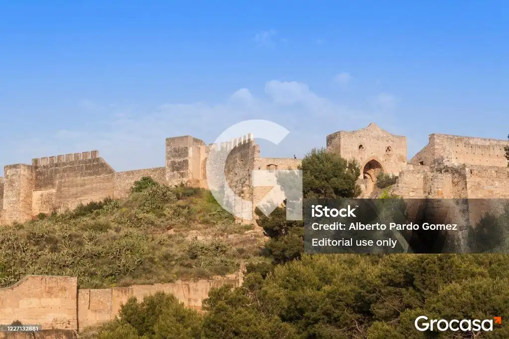 Vista exterior de Piso en venta en Sagunto / Sagunt con Terraza y Horno