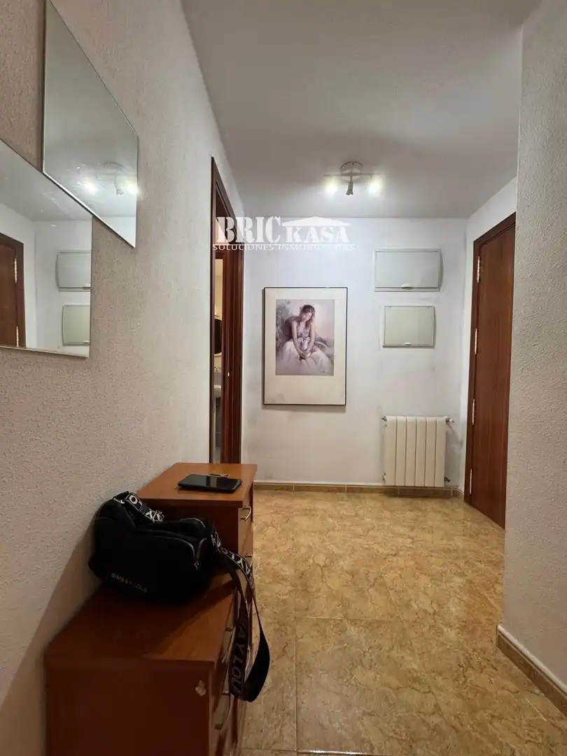 Piso de alquiler en Cáceres con Calefacción, Terraza y Trastero