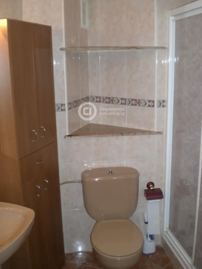 Bany de Apartament en venda en Lorca amb Jardí privat, Moblat i Balcó