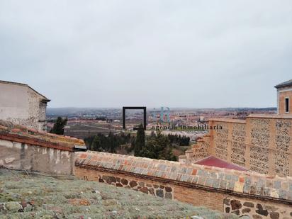 Casa o xalet en venda en  Toledo Capital amb Terrassa i Balcó