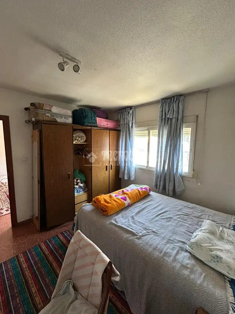 Habitación de Piso en venta en Granada con Balcón
