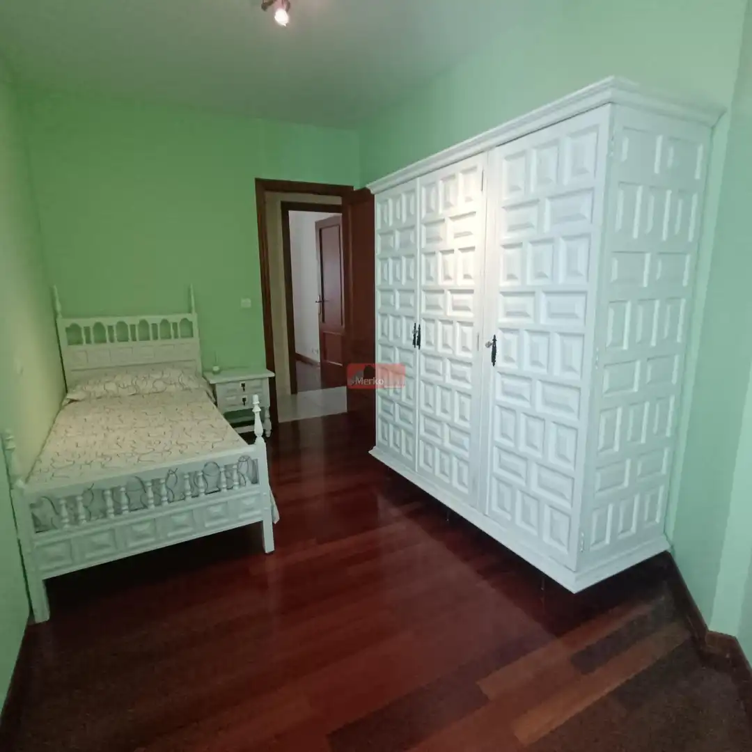 Flat for rent in Residencia - Abella