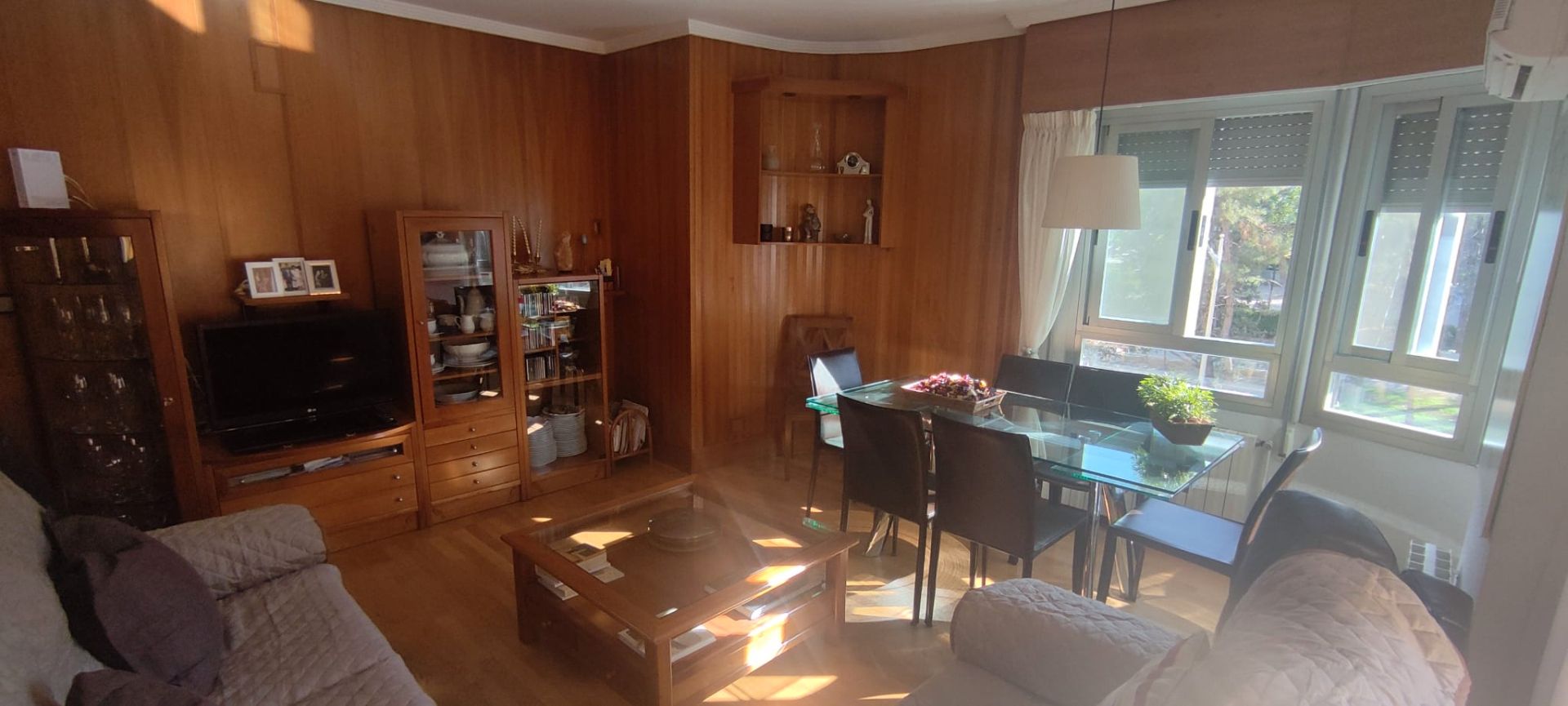 Sala d'estar de Pis en venda en  Albacete Capital amb Aire condicionat, Calefacció i Parquet