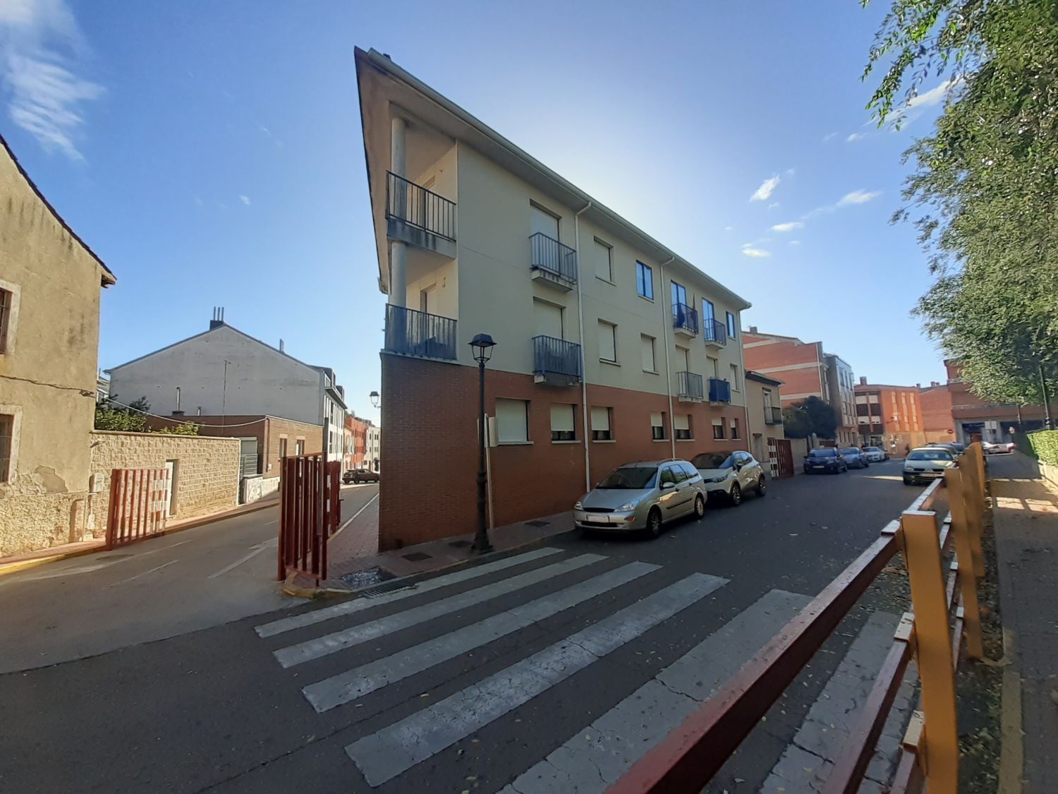 Vista exterior de Estudio en venta en Zaratán con Calefacción, Parquet y Trastero
