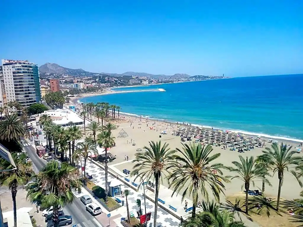 Exterior view of Houses for sale in Málaga  with Air Conditioner, Private garden and Terrace