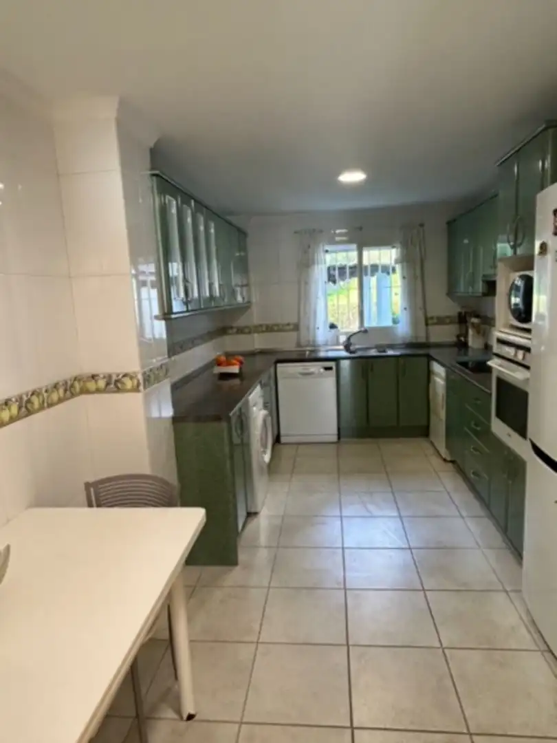 Piso con piscina en venta en Avenida Tomás Pascual 22, imagen 9