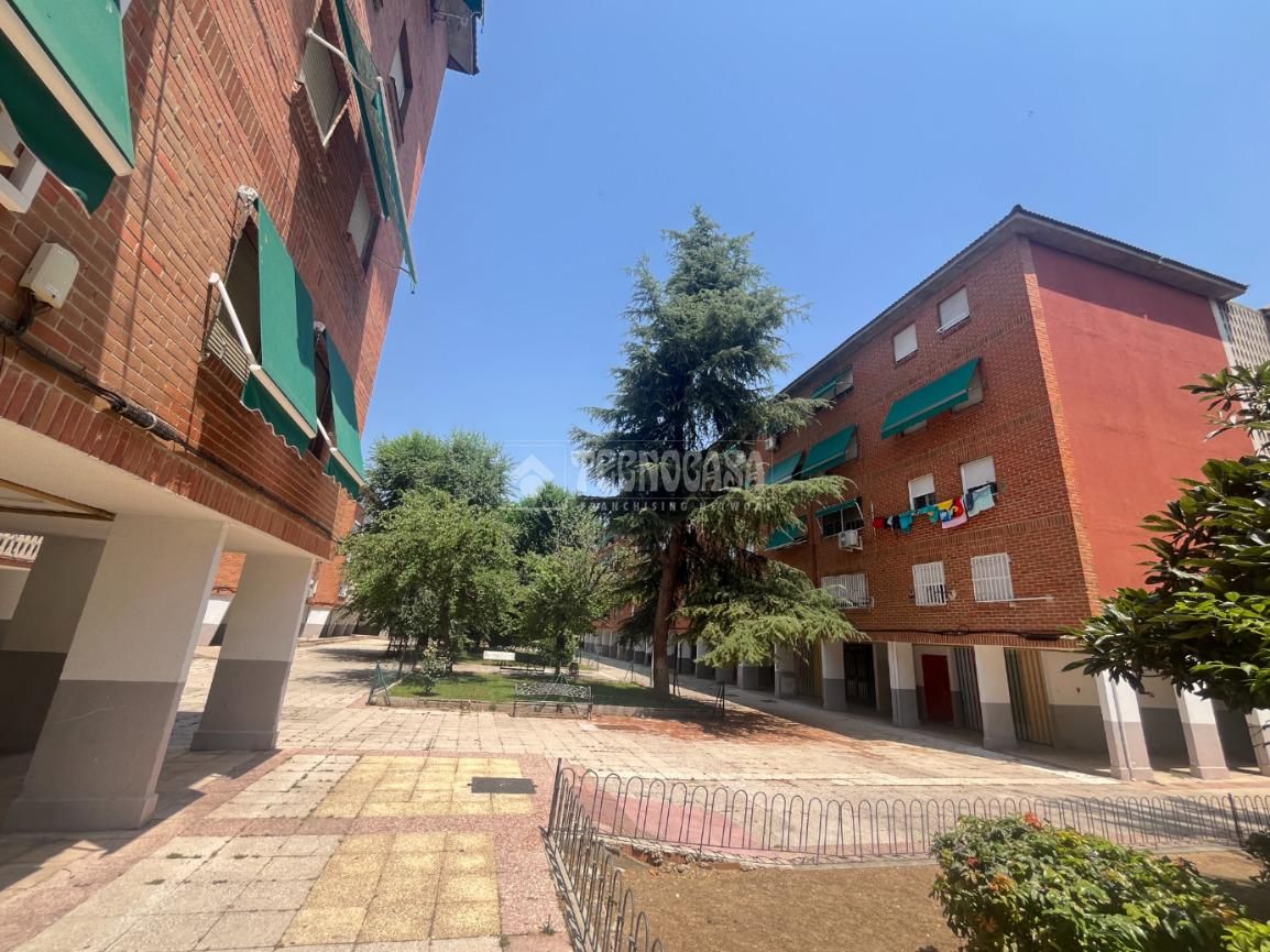 Exterior view of Premises for sale in Torrejón de Ardoz