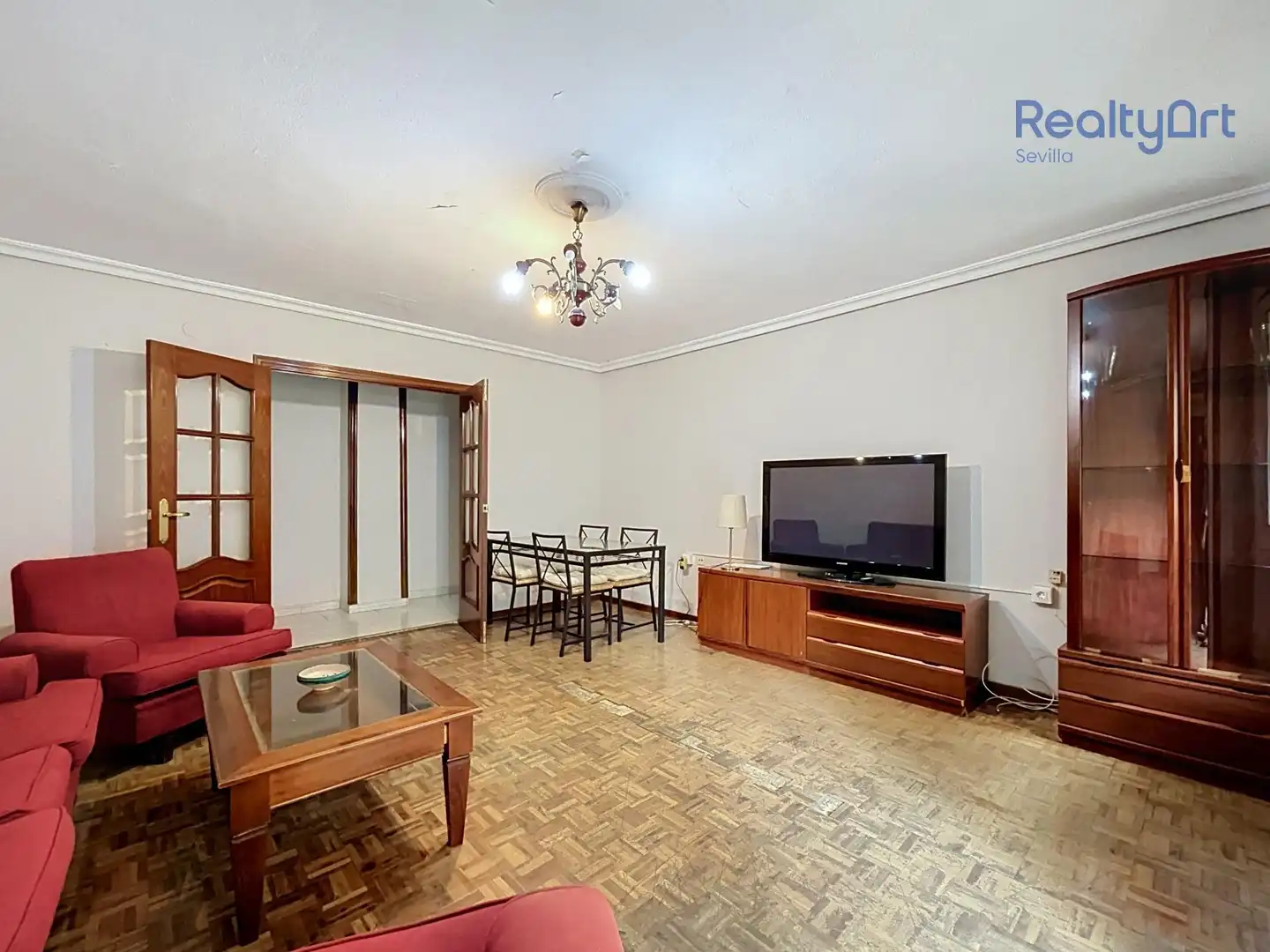 Sala d'estar de Pis en venda en Sevilla amb Aire condicionat, Parquet i Terrassa