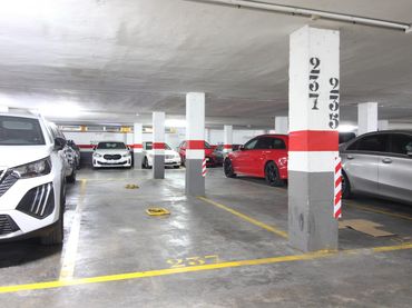 Einzelparkplatz zum Verkauf in Avenida de Manuel de Falla 12