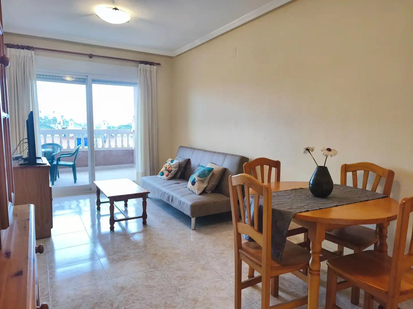 Mini appartamento con terrazza in affitto a Avenida SALAMANCA 34, imagen 5