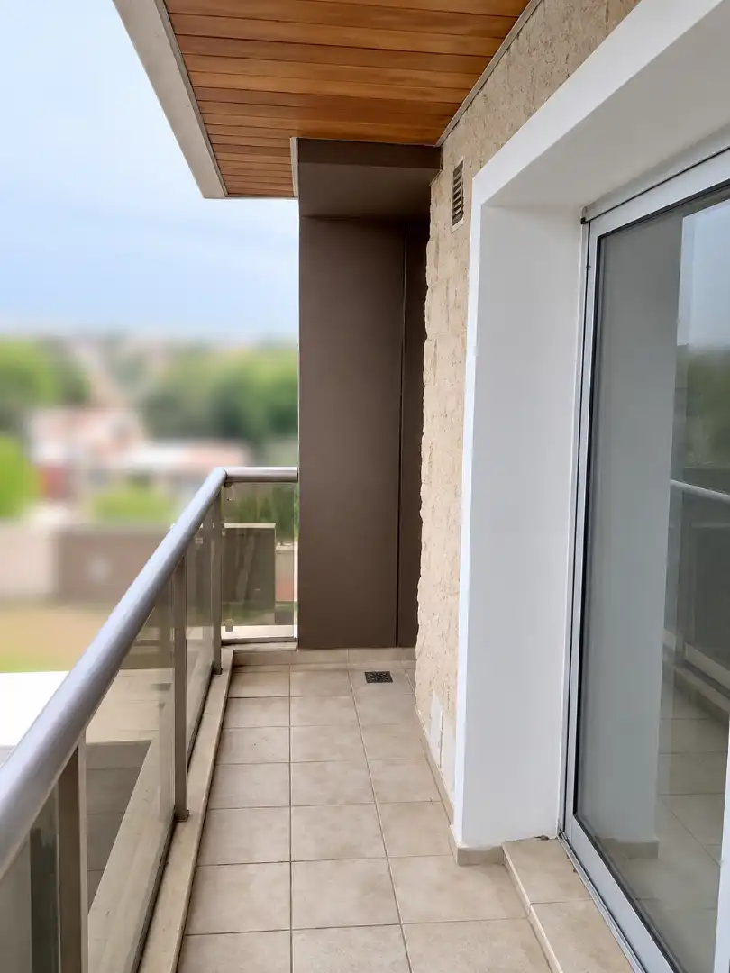 Piso con terraza en venta en Santa Susanna, imagen 3