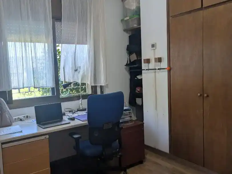 Dormitori de Casa o xalet en venda en La Roca del Vallès amb Jardí privat i Traster