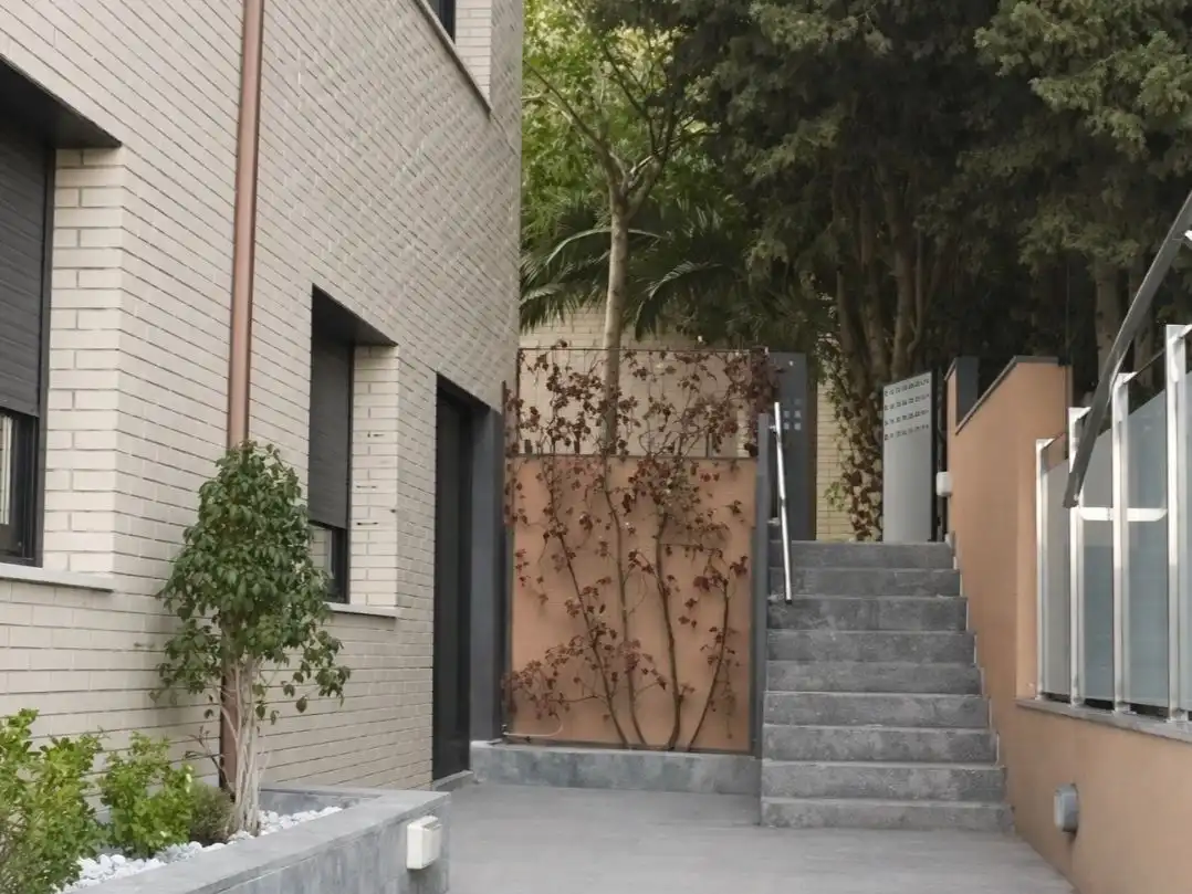Reihenhaus mit Pool zum Verkauf in Carrer Mossèn Cinto Verdaguer 10