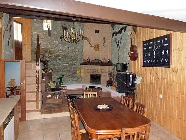 Menjador de Casa o xalet en venda en Muro de Aguas amb Moblat i Balcó