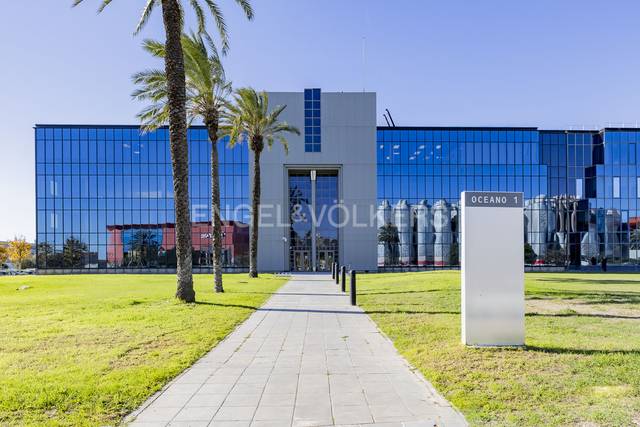 Oficina en Alquiler en Zona Industrial
