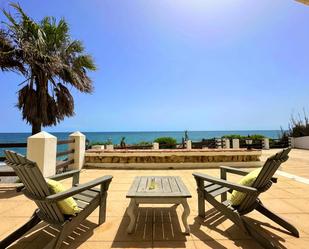 Terrace of House or chalet for sale in Manilva  with Air Conditioner, Private garden and Terrace