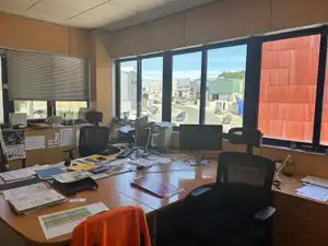 Nave industrial de alquiler en Carral con Calefacción y Alarma