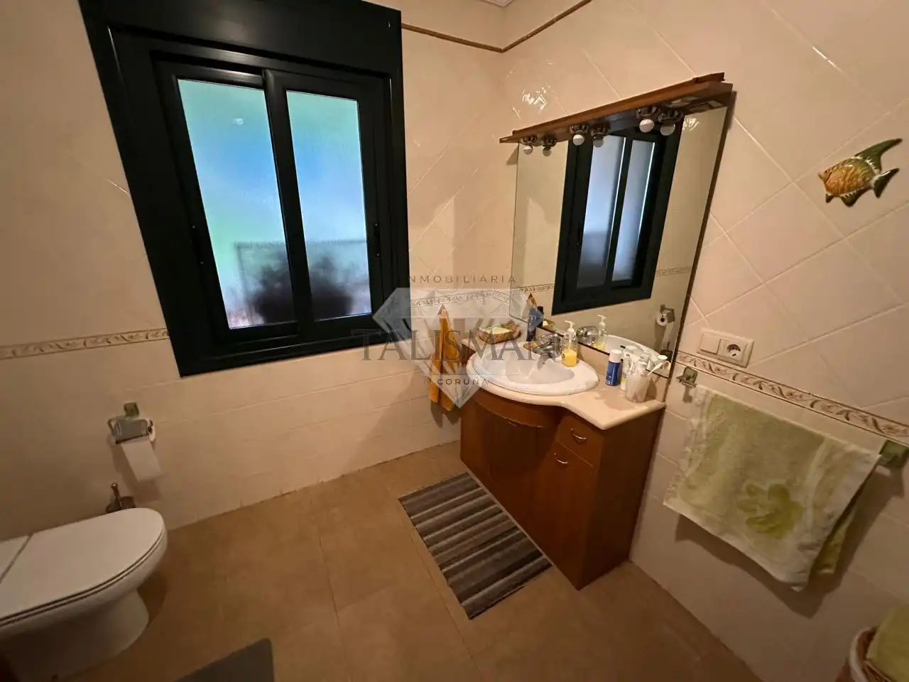 Bathroom of Houses for sale in Marín  with Heating, Private garden and Parquet flooring