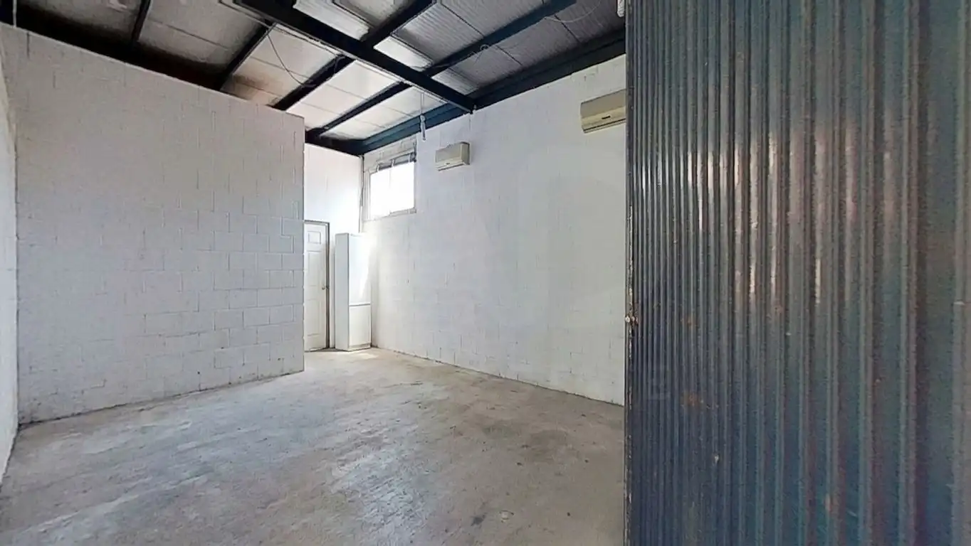 Houses for sale in Dos Hermanas  with Air Conditioner, Heating and Swimming Pool