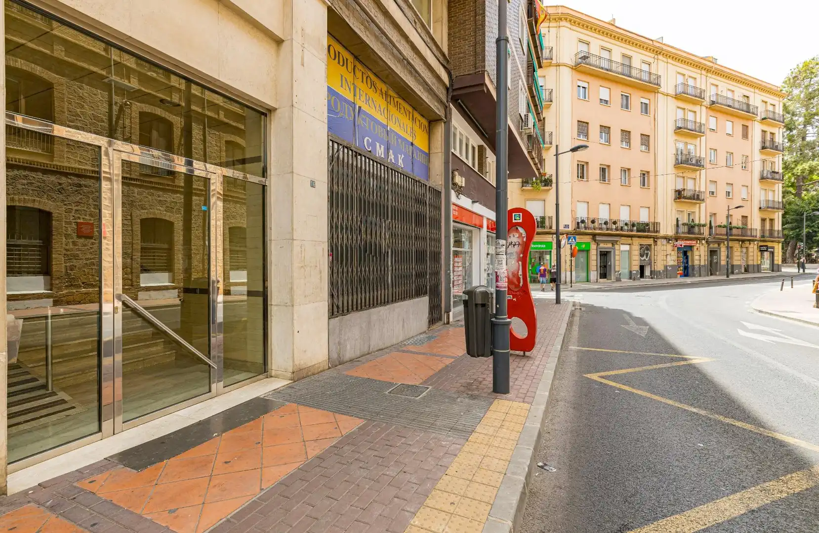 Vista exterior de Pis en venda en Murcia amb Balcó